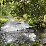 Refugio Do Ribeirinho * Паредиш-ди-Кора