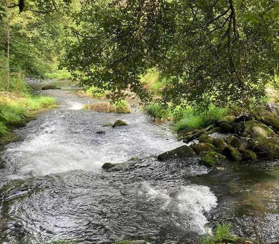 Refugio Do Ribeirinho * Паредиш-ди-Кора